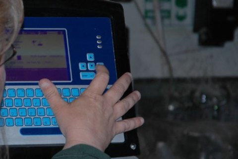 清晰的编码资助贝尔实验室控制全球啮齿动物数目