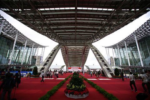 喷码机企业相约广州包装展 ，，，，，，，，开启2018物联网标识大幕