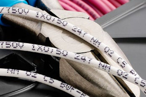 适用于电线电缆行业的微字符喷码手艺