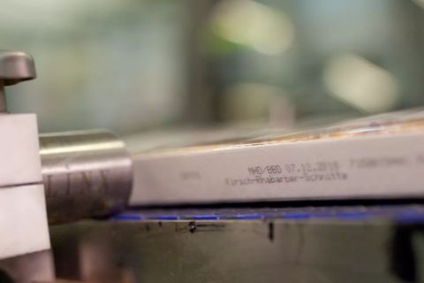 LINX喷码机怎样在-35°C 冷凝外包装日期打码？