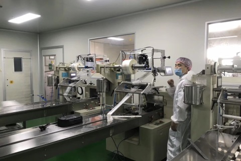 UCS热转印打码机实现面包高清晰打码