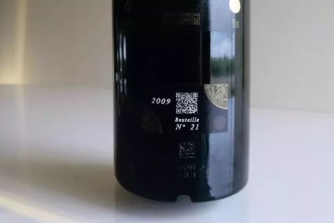 UV喷码机为何要使用原装墨水的缘故原由之处