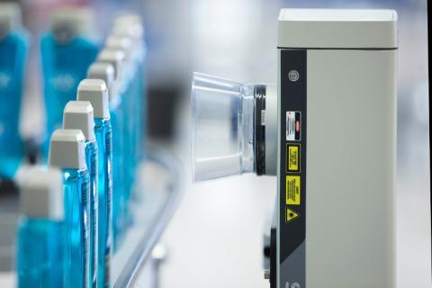 合肥尊龙凯时人生就是搏激光打标手艺：日化产品质量包管的利器