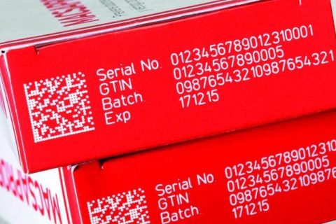 医药行业怎样选择合适的激光喷码机